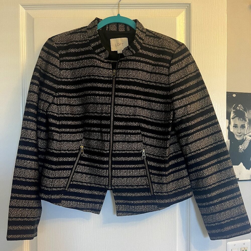 Loft Suit Jacket Size 10P in Dark Navy